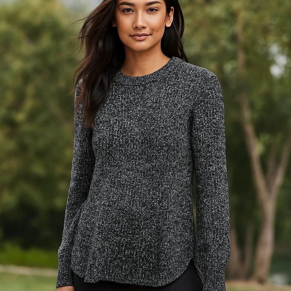 Athleta Sierra Women's Grey Chunky Crewneck Sweater XS Athleisure Winter Active
